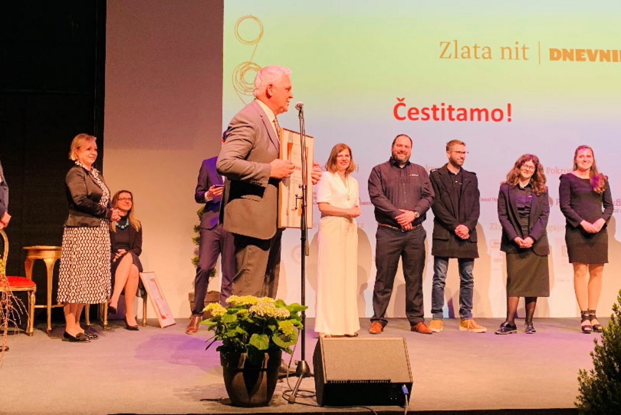 Zlata nit 2022 Zlata nit 2022: podelitev priznanj na zaključni prireditvi.