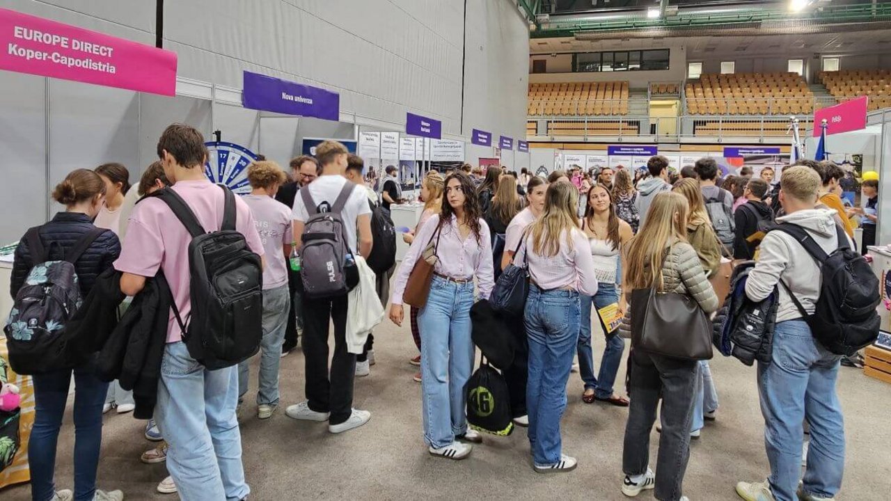Udeleženci dvodnevnega dogodka Plac priložnosti v Kopru, drugi dan, na izobraževalno-kariernem festivalu, 17. oktobra 2025 v Areni Bonifiki.