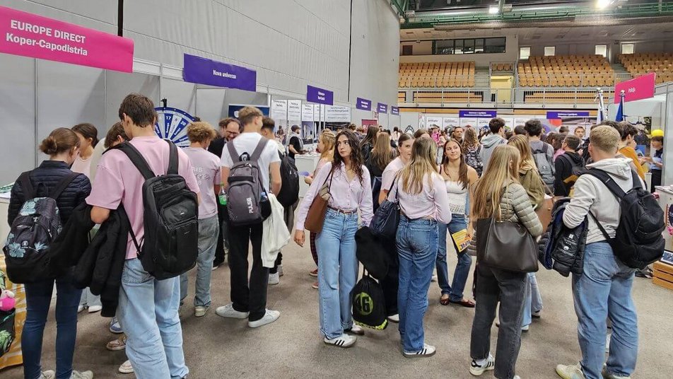 Udeleženci dvodnevnega dogodka Plac priložnosti v Kopru, drugi dan, na izobraževalno-kariernem festivalu, 17. oktobra 2025 v Areni Bonifiki.