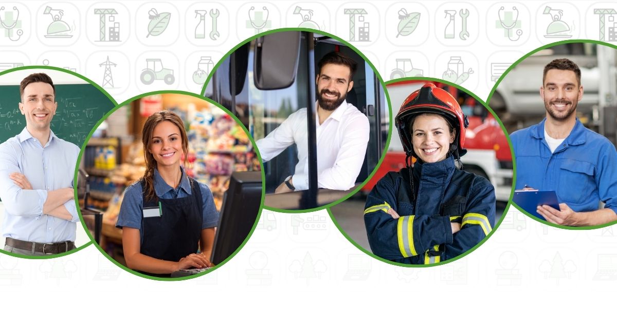 Dekorativna slika za Sejem zaposlitveni priložnosti in festival izobraževanja: Celjsko sejmišče, 5. marca 2026. Ikone za različna poklicna področja v ozadju. V ospredju slike predstavnikov petih poklicev: učitelj, blagajničarka v trgovini, voznik avtobusa, gasilka, serviser. 