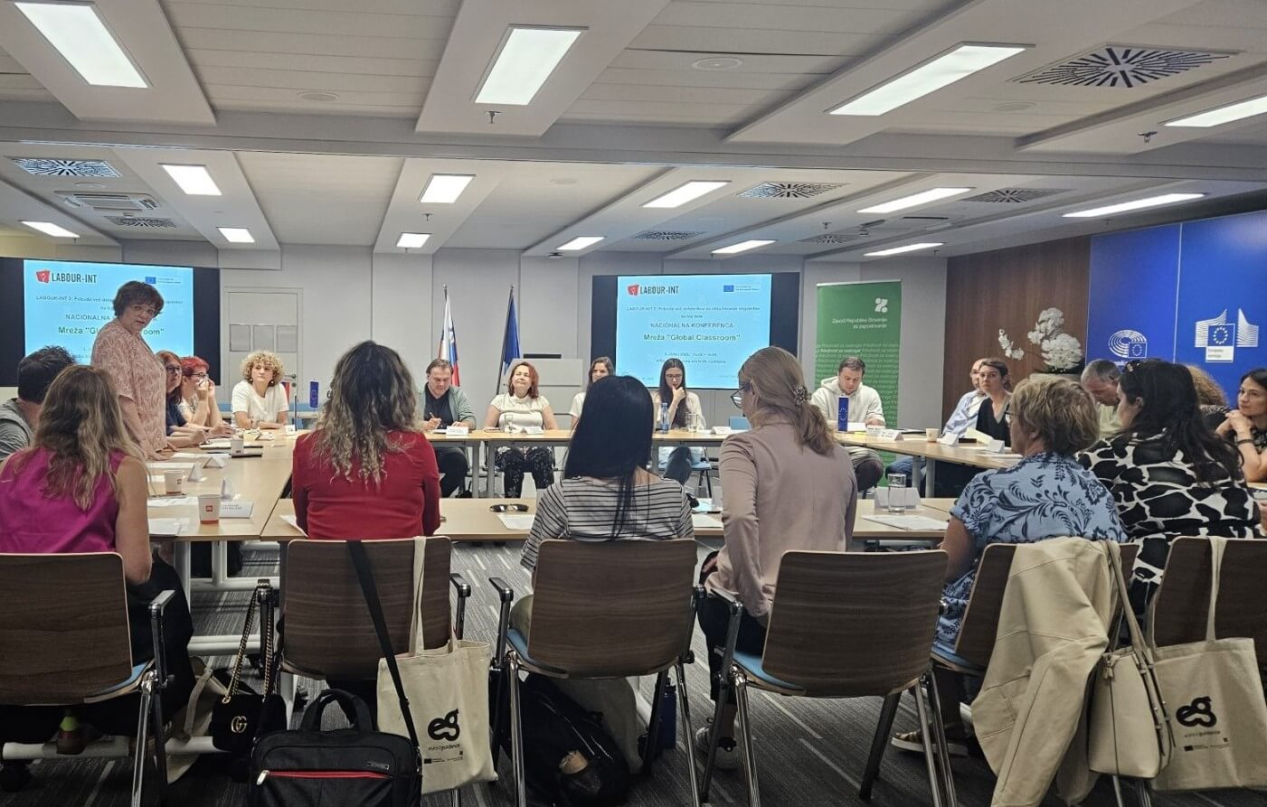 Udeleženci nacionalne konference mreže Global Classroom, v okviru projekta LabourInt-III, Ljubljana, Hiša EU, 3. 6. 2025